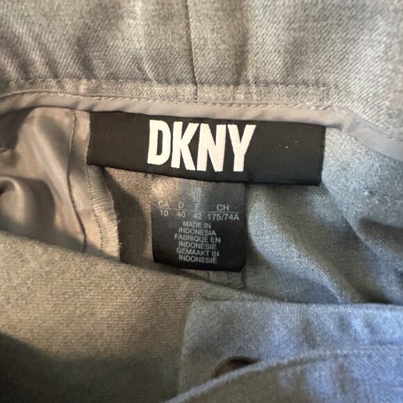 DKNY Women’s Pleated Belted Pants Trousers Ankle Size 10 Gray Career Preppy - Picture 10 of 11